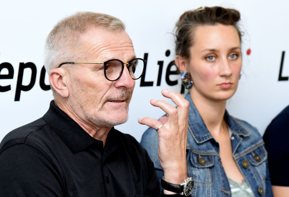 Liepājas teātra direktors Herberts Laukšteins un dramaturģe Rasa Bugavičute-Pēce.
