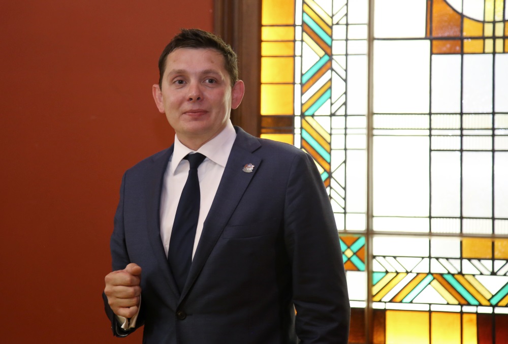 Artuss Kaimiņš.