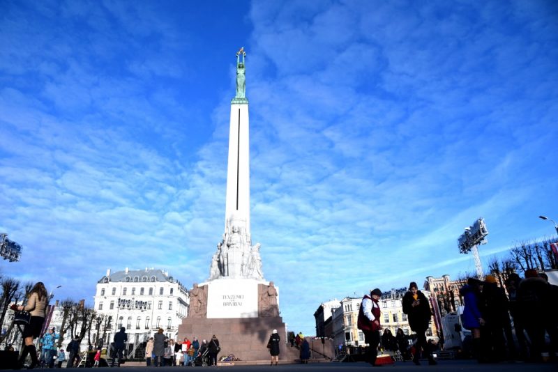 Brīvības piemineklis Rīgā.