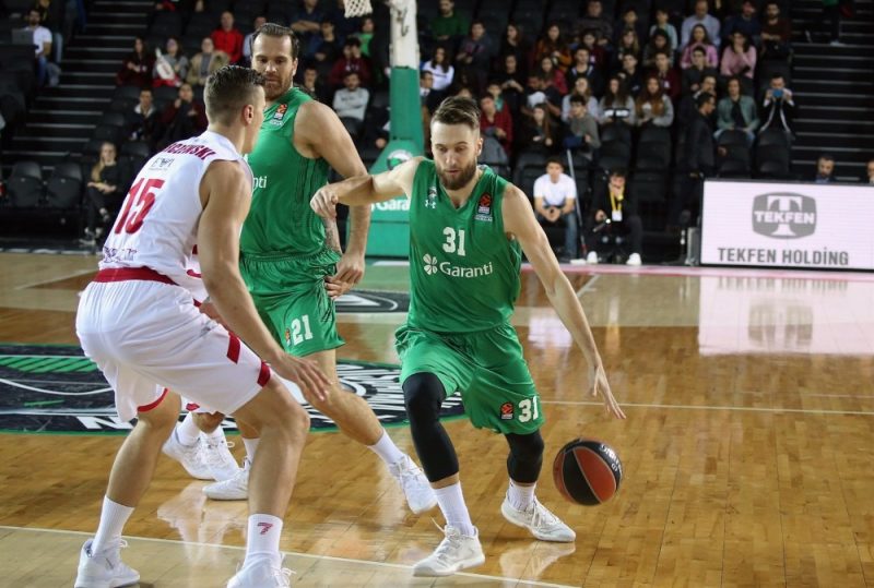 Žanis Peiners (no labās).