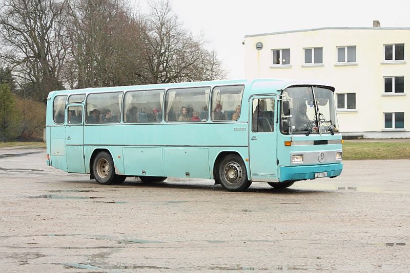Pašvaldībām vairāk jādomā par iespēju skolēnus vest uz skolu ar sabiedrisko transportu un vairāk jācenšas ar pārvadātājiem vienoties par skolēnu vajadzībām atbilstošiem maršrutiem un kursēšanas laikiem.