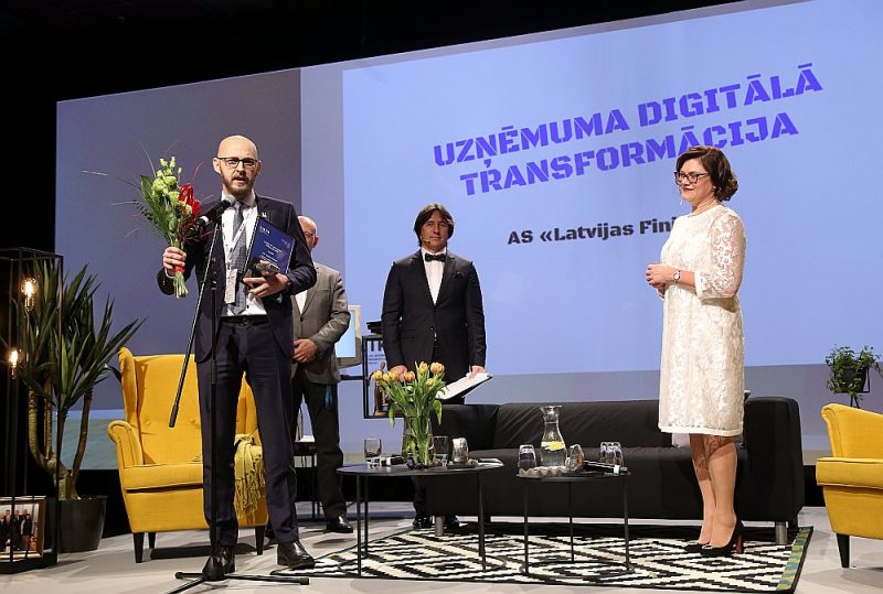 Kategorijā “Labākā uzņēmuma digitālā transformācija” triumfēja “Latvijas Finieris” ar savu jauno uzņēmuma ražošanas uzskaites un plānošanas procesu digitalizācijas projektu.
