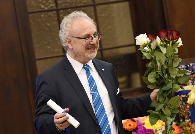 Titula “Gada Eiropas cilvēks Latvijā” ieguvējs, Eiropas Savienības Tiesas tiesnesis Egils Levits piedalās “Gada Eiropas cilvēks Latvijā” apbalvošanas ceremonijā attīstības finanšu institūcijas “Altum” zālē., 19.12.2018.