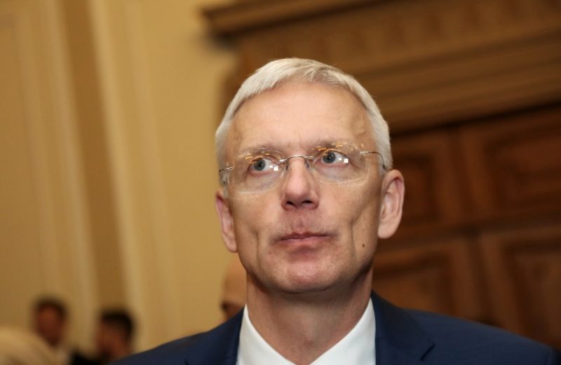 Ministru prezidenta amata kandidāts Krišjānis Kariņš pirms Saeimas ārkārtas sēdes, kurā paredzēts balsojums par uzticības izteikšanu viņa izveidotajam Ministru kabinetam.