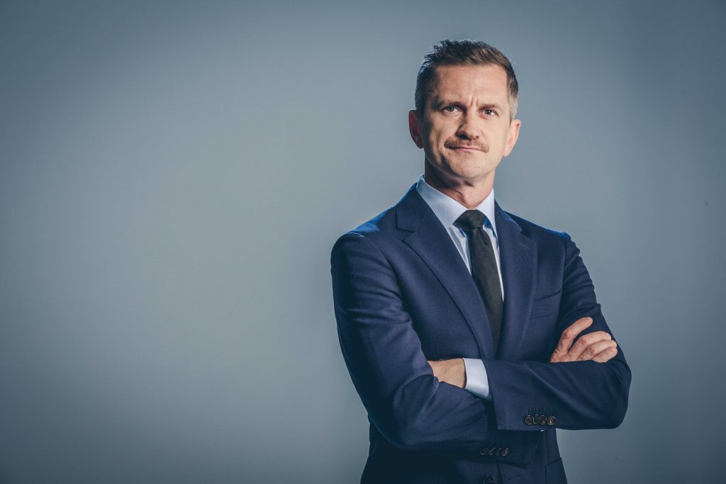 Speli komentēs Jānis Skutelis.