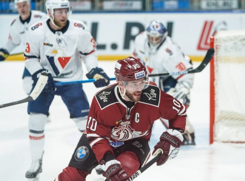 Rīgas “Dinamo” kapteinis Lauris Dārziņš pret Bratislavas “Slovan” guva divus vārtus.