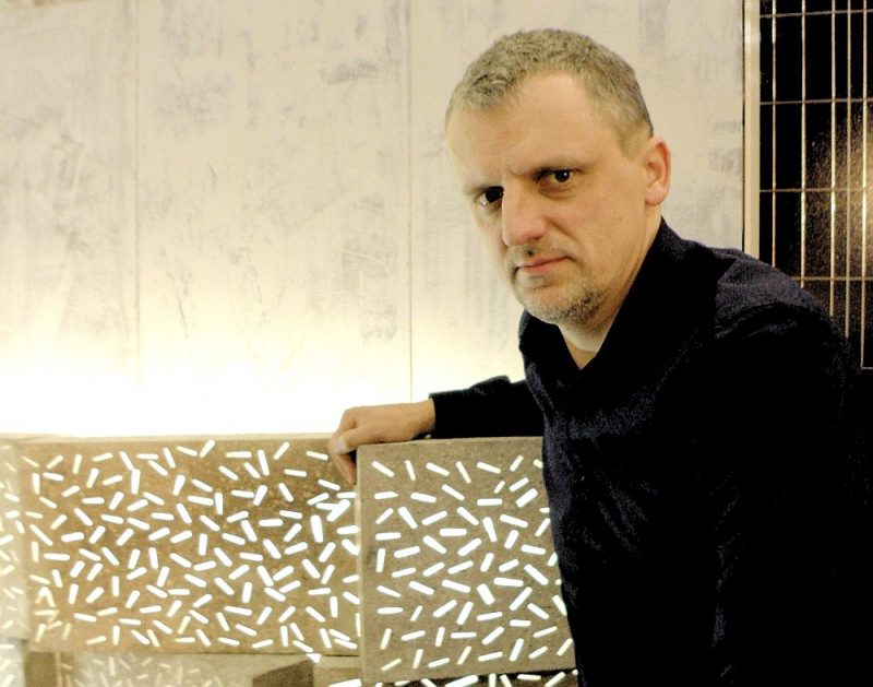 Novators un dizainers Raivis Šķērstens: “Domāju, gaismas betonu var izmantot vides objektos sabiedriskā un privātā telpā.”
