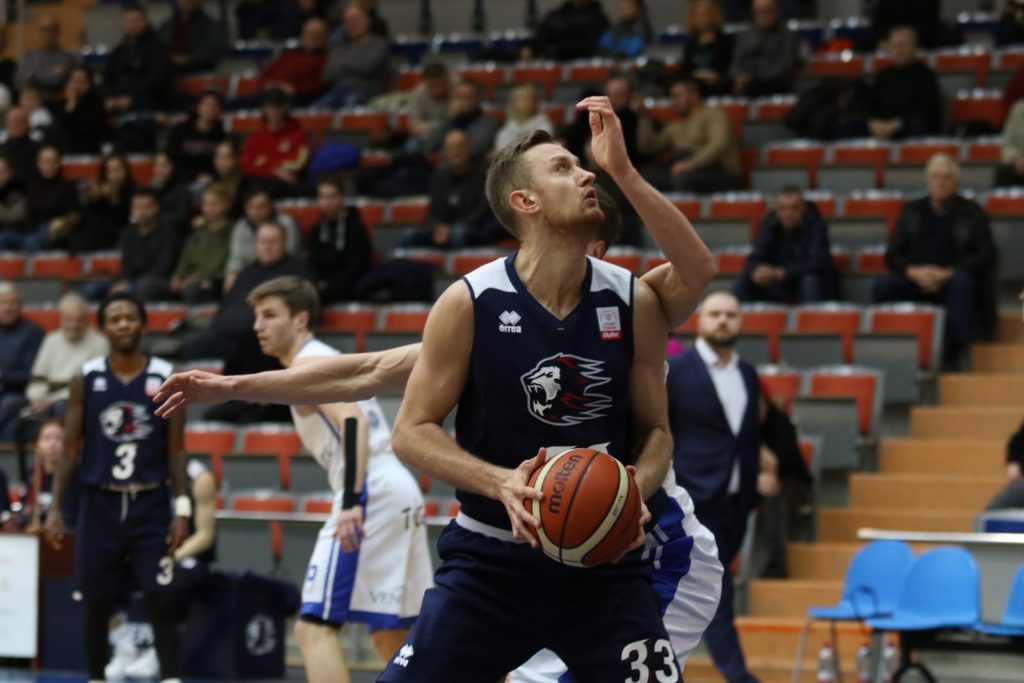 Guntis Sīpoliņš liepājniekiem palīdzēja gūt svarīgu uzvaru.