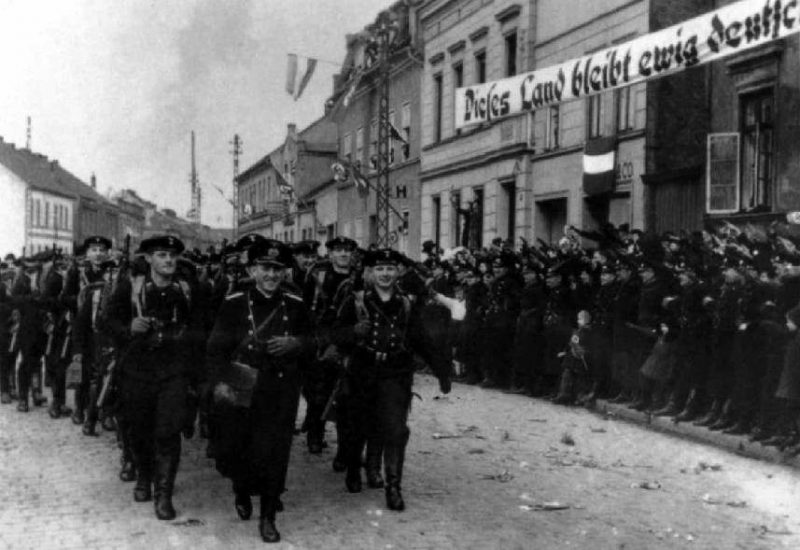 Vācu jūrnieku ierašanās pilsētā.