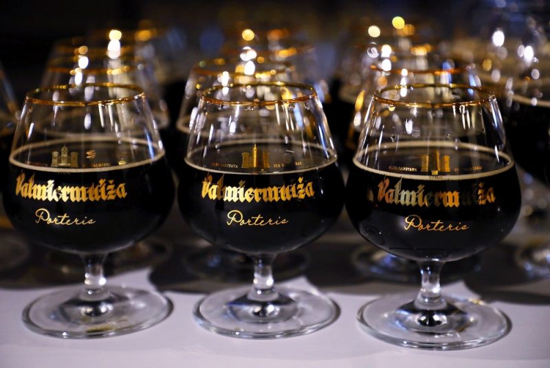 “Valmiermuižas alus” kafejnīca Valmieras drāmas teātrī.