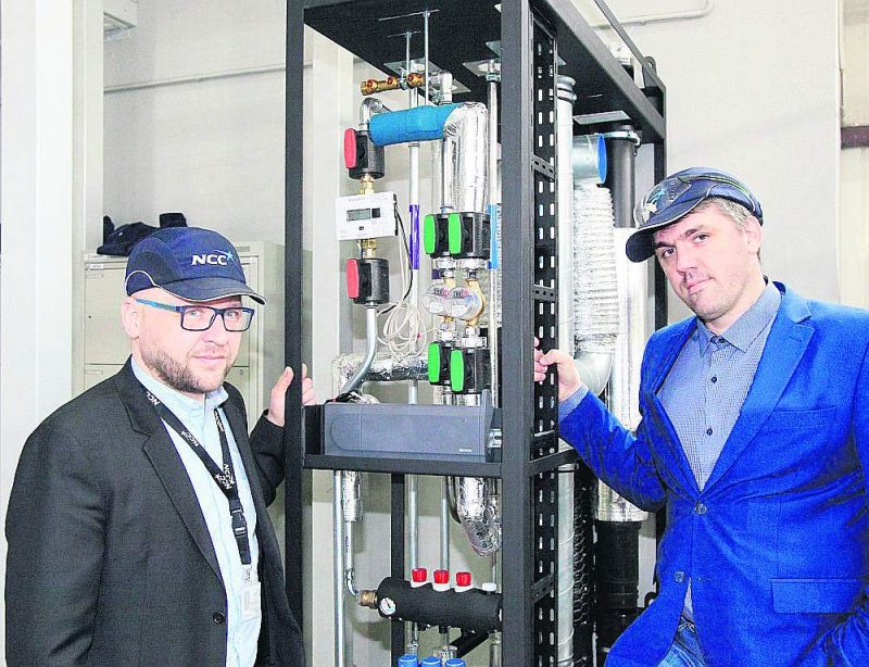 Jelgavā strādājošā “NCC Shaft” izgatavo gatavas šahtas, pa kurām ēku vidienē tiek nodrošināta ventilācija, ūdens padeve, apkure, kanalizācija un elektrības padeve. Rūpnīcas vadītājs Uldis Kaliss: “Mūsu produktu ideja radusies, pirmkārt, no kvalificēta darbaspēka trūkuma būvobjektos.”