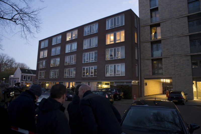 Māja, kurā aizturēts aizdomās turamais.