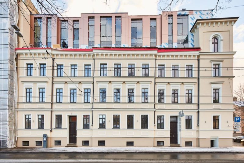 Vēsturiskais nams Rīgā, A. Briāna ielā 4