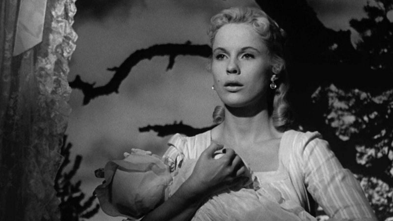 Bibi Andersone filmā “Zemeņu lauks” (1957)