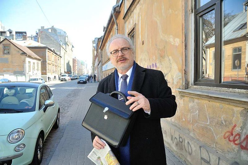 Egils Levits: “Es savu lomu valsts sistēmā redzu nevis kā koalīcijas līguma garants, bet gan kā Satversmes sargs.”