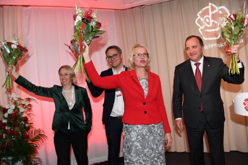 Eiropas Parlamenta (EP) vēlēšanās Zviedrijā svētdien visvairāk balsu izcīnījuši premjera Stēfana Levēna vadītie sociāldemokrāti.