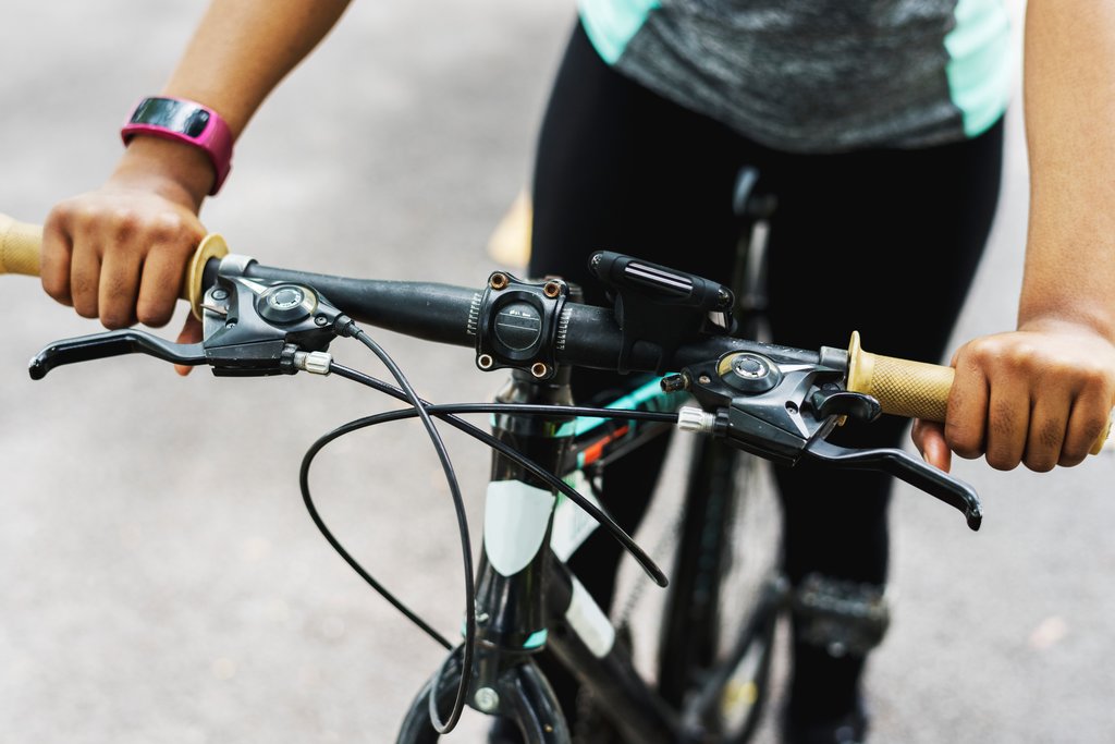 Starp cietušajiem arī trīs gājēji un divi velosipēdisti.