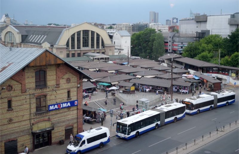Skats uz Rīgas Centrāltirgu no Satiksmes ministrijas.