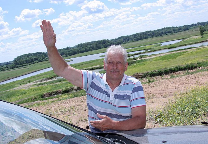 Valdis Voitkevičs un viņa zivju dīķi.