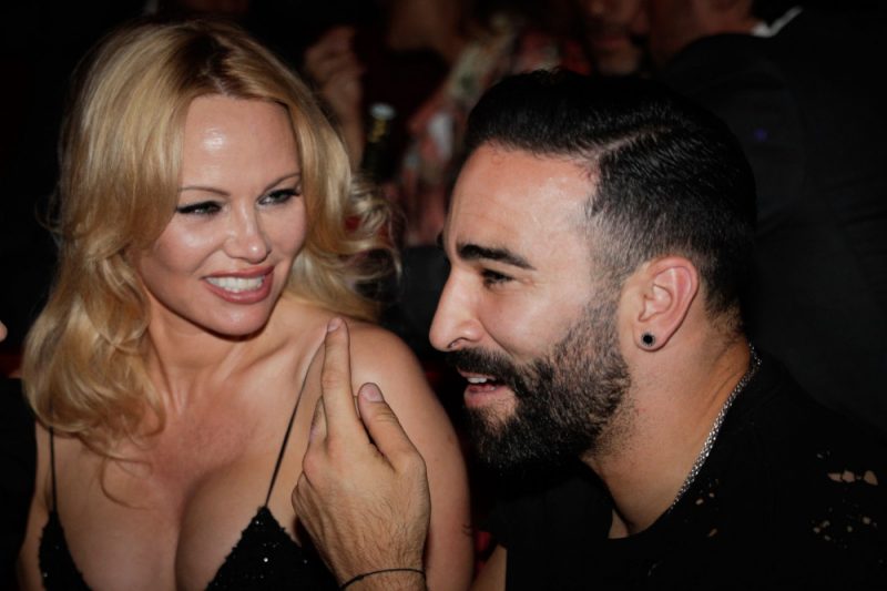 Pamela Andersone un Adils Ramī jūnija sākumā.