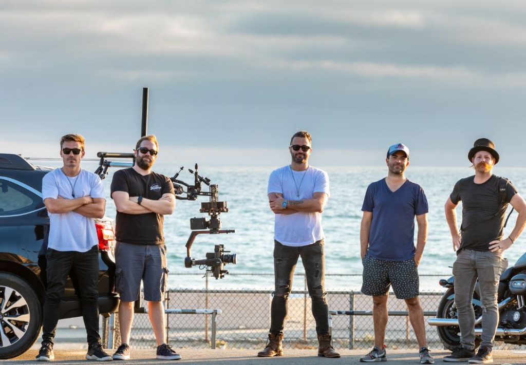 TV šova “Grēcīgā Amerika ar Miku Ozoliņu” filmēšanas komanda.