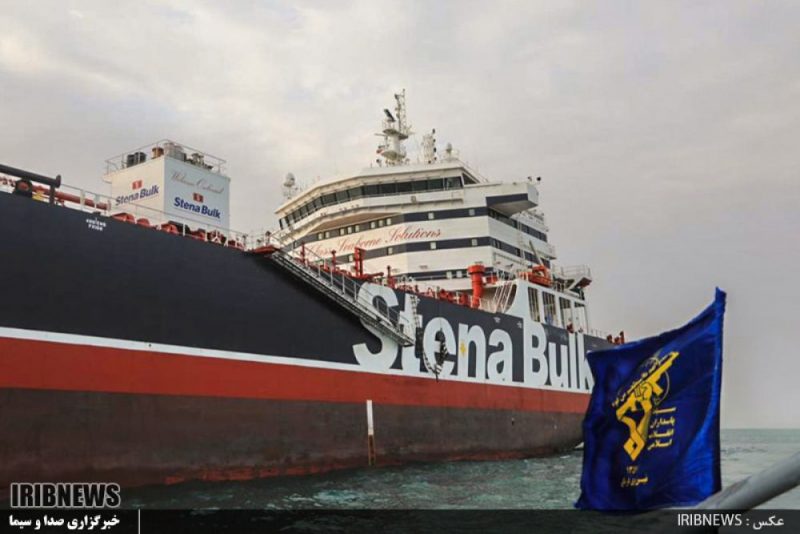 Irānas varasiestādes 19.jūlijā Hormuza jūras šaurumā ir aizturējušas kuģi “Stena Impero”, kam ir Lielbritānijas karogs, un uz kura ir arī viens Latvijas valstspiederīgais.