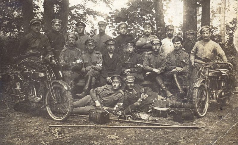 1. Valmieras k.p.sakaru komandas karavīri.1919. gada pavasaris.