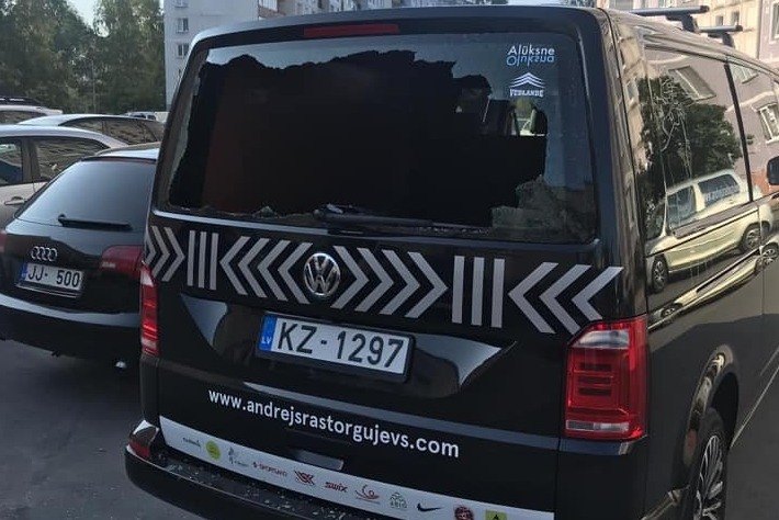 Andreja Rastorgujeva apskādētais auto.