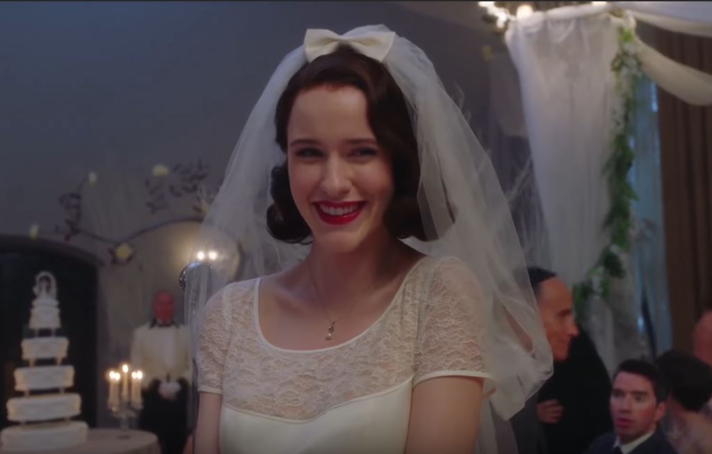 Kadrs no seriāla “The Marvelous Mrs. Maisel”