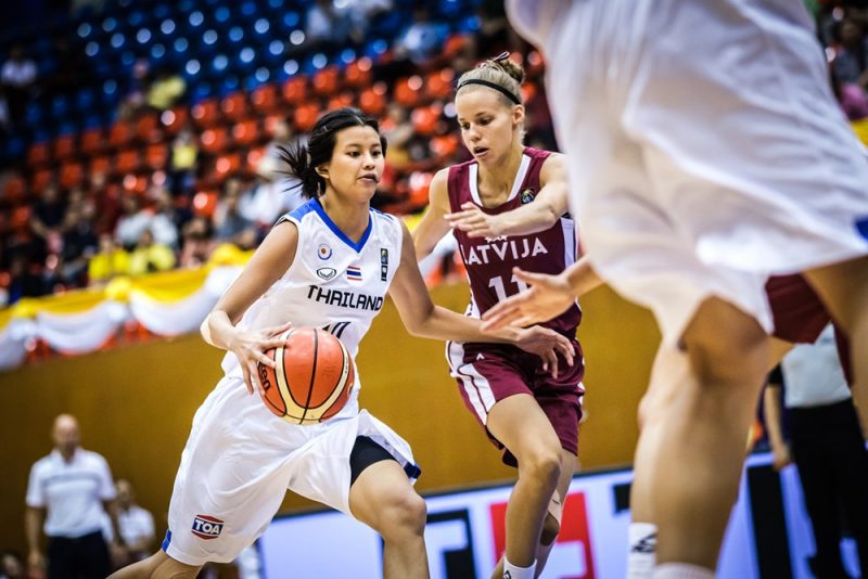 Latvija pret Taizemi Pasaules U-19 kausa izcīņā.