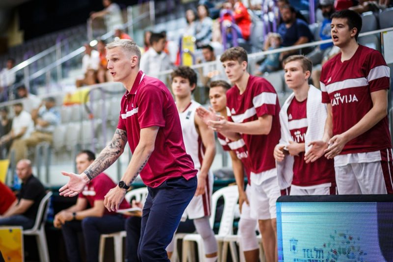 Latvijas U-20 basketbola izlase.