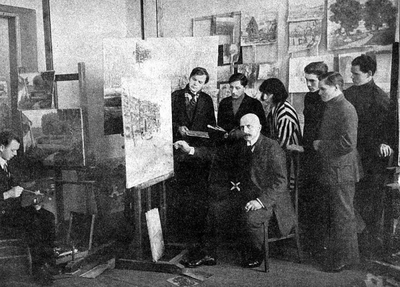 LMA audzēkņi 1924. gadā. Vidū Vilhelms Purvītis.