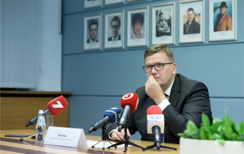 Vides aizsardzības un reģionālās attīstības ministrs Juris Pūce mediju brokastīs informē par 200 dienās ministra amatā paveikto.