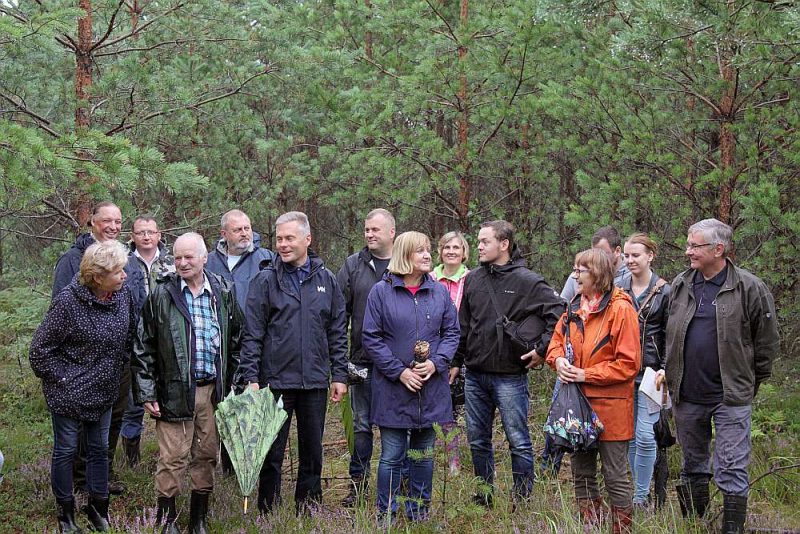 Pagājušajā nedēļā žūrija, kas sastāvēja gan no meža nozarei piederošu organizāciju pārstāvjiem, gan sabiedrībā pazīstamiem cilvēkiem, klātienē vērtēja divus meža īpašumus.