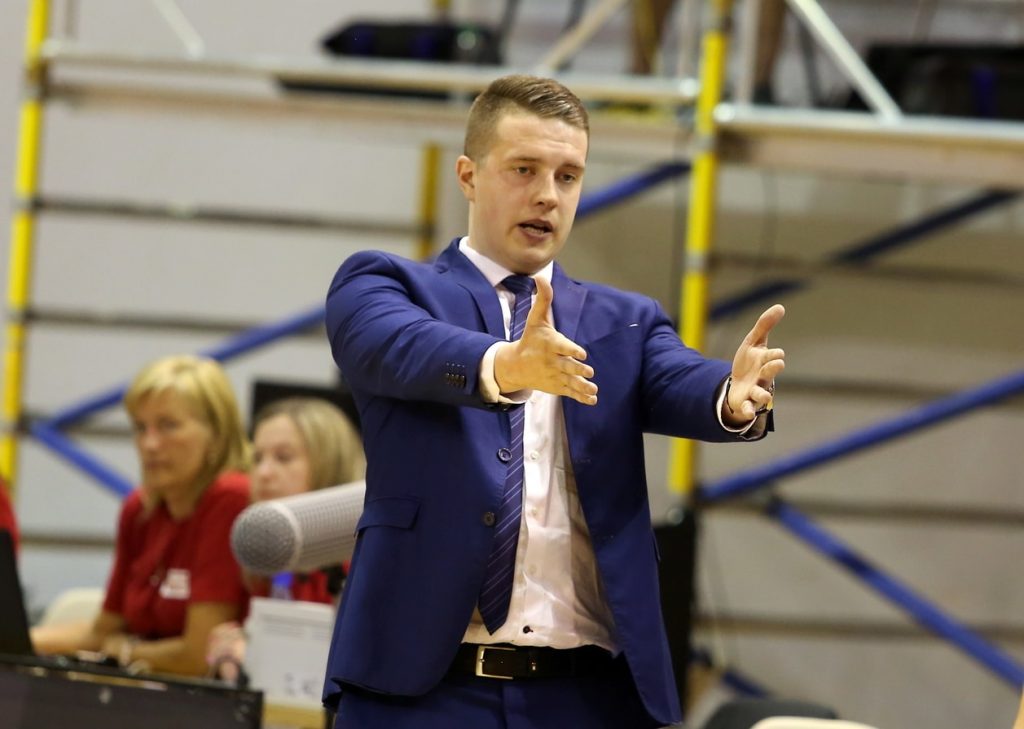 Basketbola treneris Mārtiņš Gulbis.