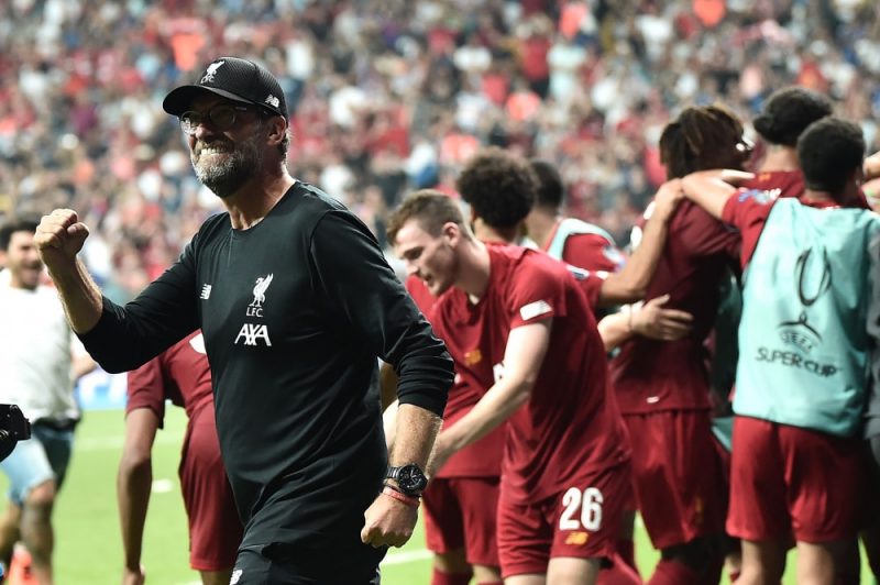 “Liverpool” treneris Jurgens Klops līksmo par uzvaru UEFA Superkausa izcīņā.