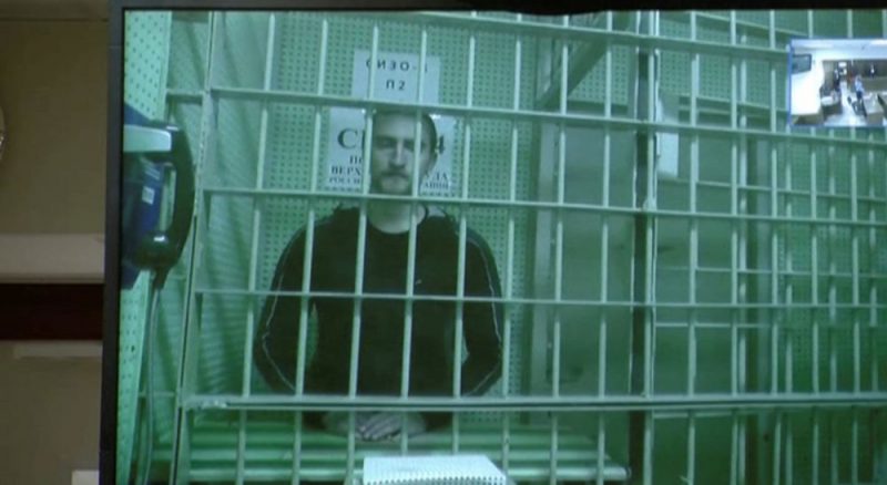 Maskavas tiesa likusi no apcietinājuma līdz apelācijas izskatīšanai atbrīvot aktieri Pāvelu Ustinovu, 20.09.2019.