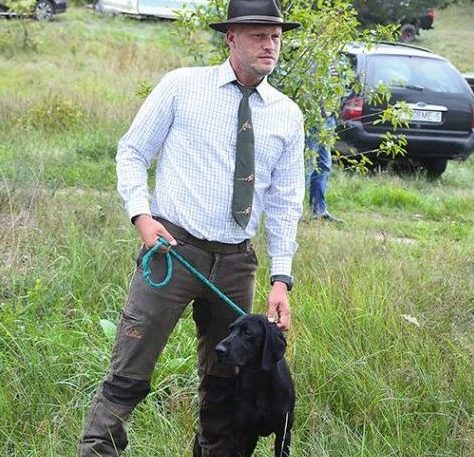 Mārtiņš Dreiblathens ar kurchāru Aik Hunter Style.