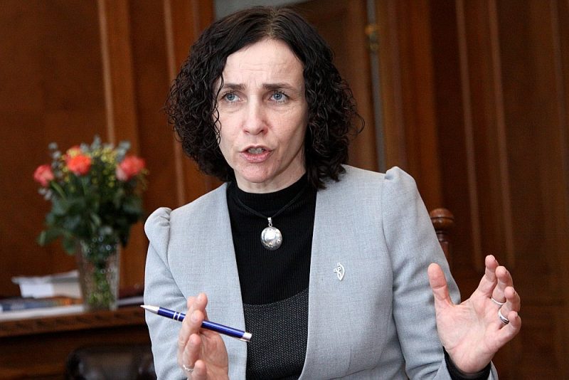 Izglītības un zinātnes ministre Ilga Šuplinska