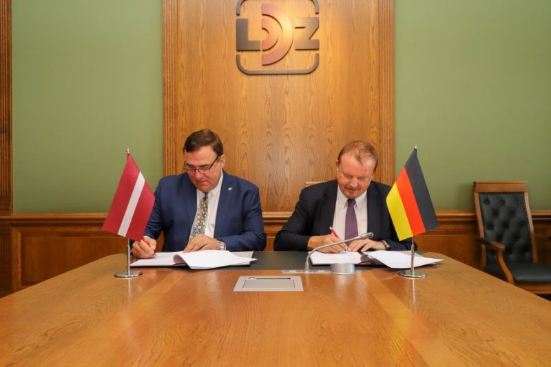 “LDz Loģistika” un Vācijas dzelzceļa loģistikas uzņēmumu “DB Cargo Eurasia” sadarbības līguma parakstīšana.