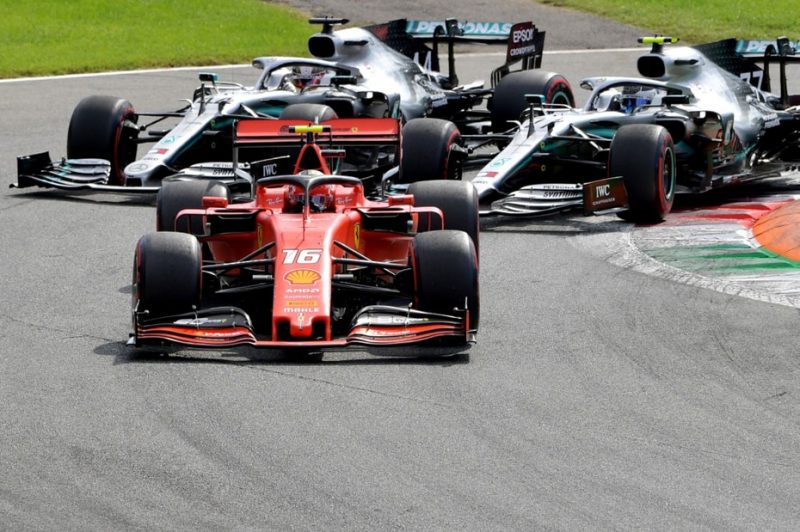 Šarls Leklērs ir līderis F-1 Francijas “Grand Prix” izcīņā