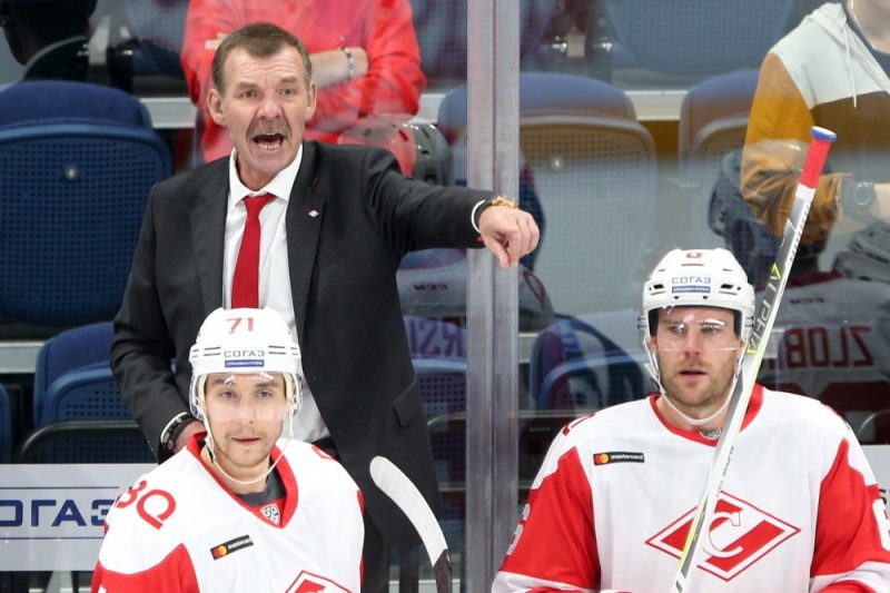 Maskavas “Spartak” galvenais treneris Oļegs Znaroks.
