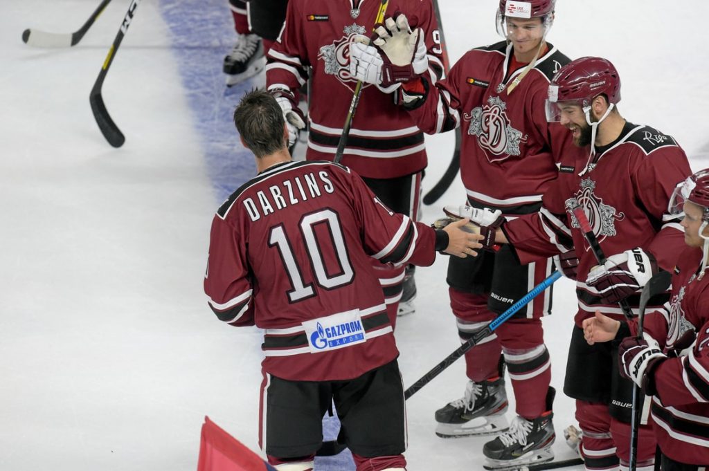 KHL čempionāta pirajās piecās spēlēs vārtus nav guvis ne Lauris Dārziņš, ne citi “Dinamo” latviešu spēlētāji.