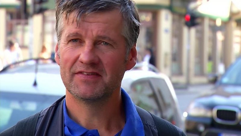 ”Bez Tabu” redakcijā vēršas Dobeles iedzīvotājs Tālis, kura dēls vēlas iegūt motociklista tiesības.