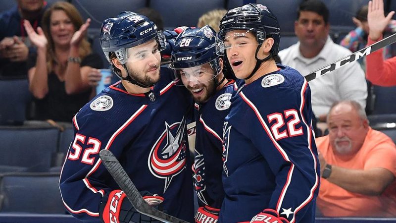Kolumbusas “Blue Jackets” spēlētāji.