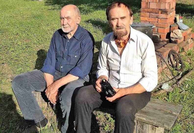 Viks (Viktors Kalniņš, no kreisās) un Imka (Imants Kalniņš).