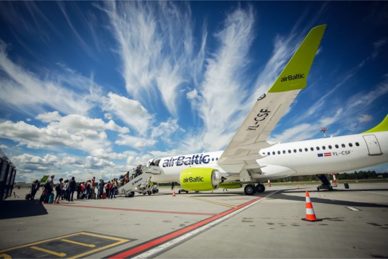 “airBaltic”