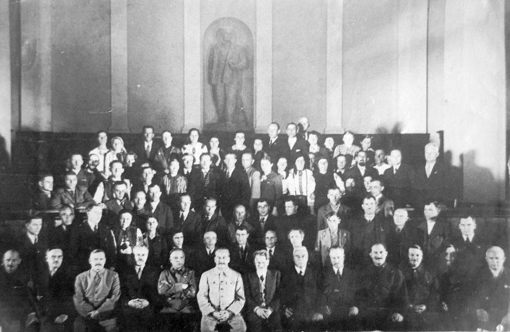 Rietumukrainas Tautas sapulces delegāti Maskavā.