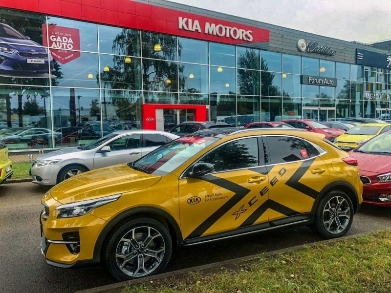 “Kia Xceed”