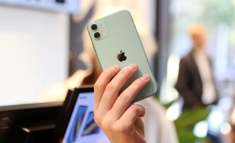 “Iphone”